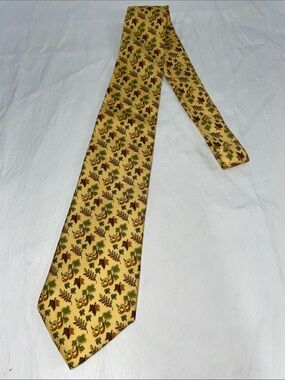 SALVATORE FERRAGAMO ITALIAN SILK TIE FTL-06-167